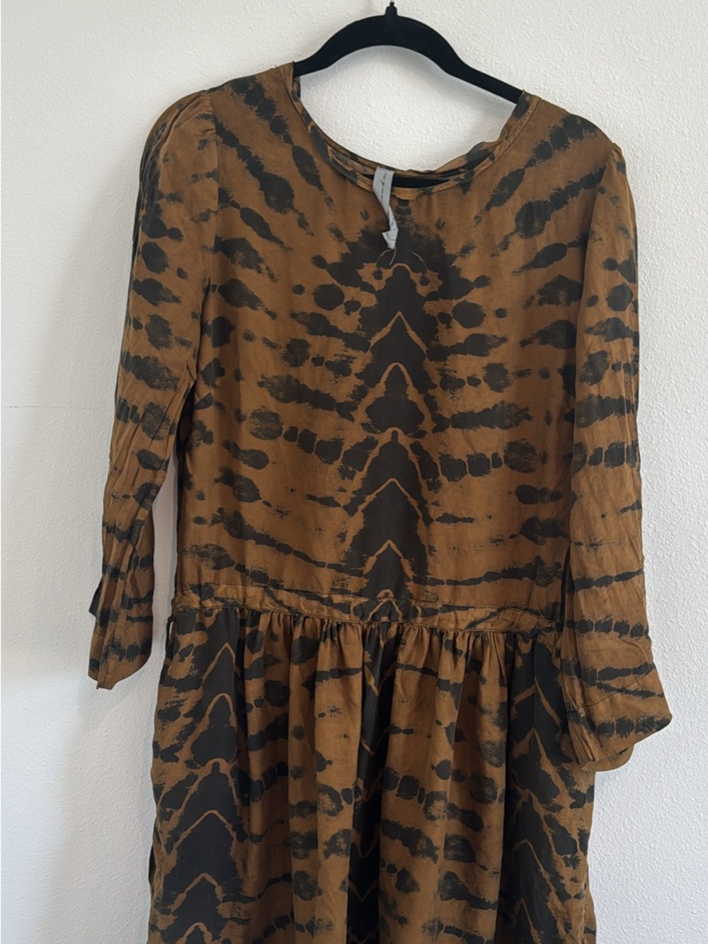 Raquel Allegra 100% Silk Tie-Dye Brown & Black Long Sleeve Tiered Dress